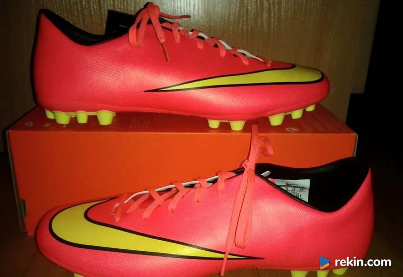 BUTY PIŁKARSKIE NIKE MERCURIAL VICTORY V AG 43 Toruń